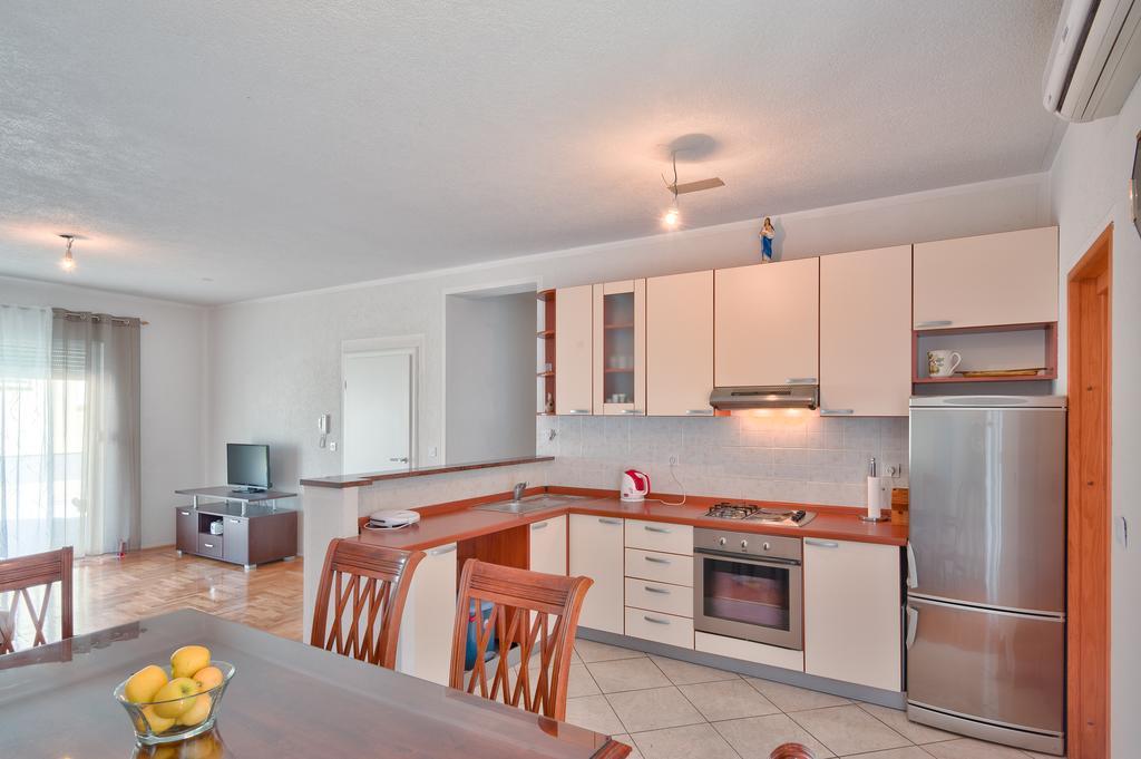 Apartments Marko Podstrana Phòng bức ảnh