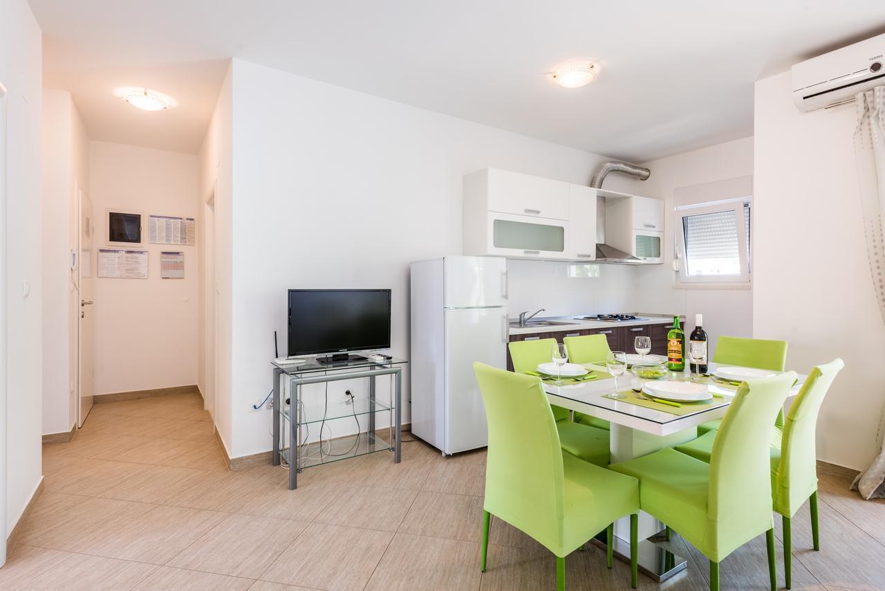 Apartments Marko Podstrana Ngoại thất bức ảnh